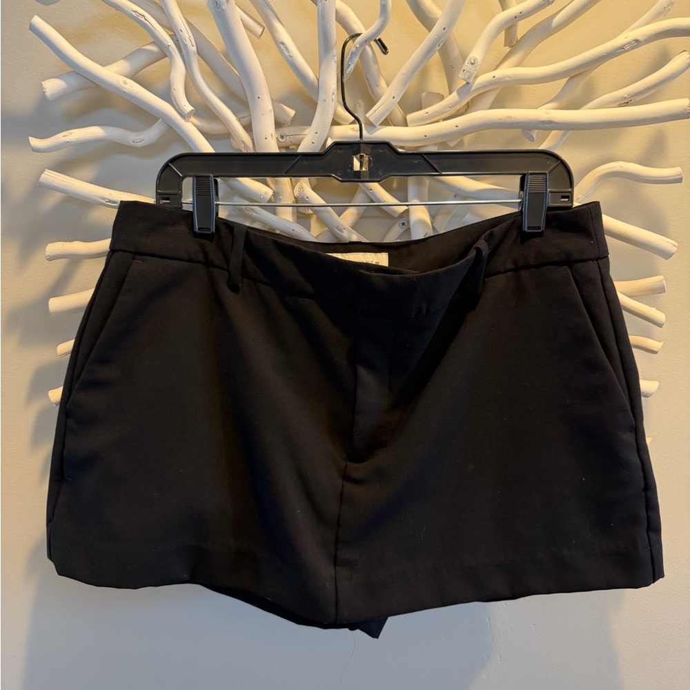 Zara Black High-Waist Tailored Shorts